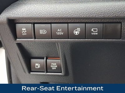 2025 Toyota Sienna Platinum