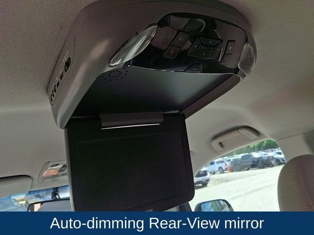 2013 Toyota Sienna LE V6 8 Passenger