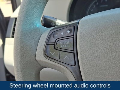 2013 Toyota Sienna LE V6 8 Passenger