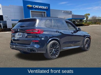 2021 BMW X5 M50i