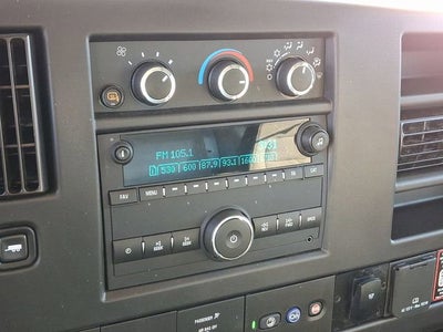 2025 GMC Savana Cutaway 3500 1WT