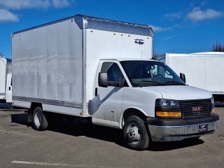 2025 GMC Savana Cutaway 3500 1WT