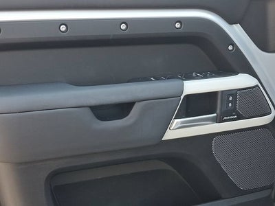 2024 Land Rover Defender 110 P400 S