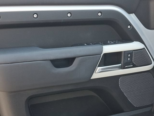 2024 Land Rover Defender 110 P400 S