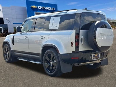 2024 Land Rover Defender 110 P400 S