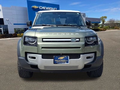 2023 Land Rover Defender 110 SE