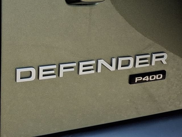 2023 Land Rover Defender 110 SE