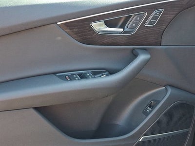 2022 Audi Q7 Premium Plus 45 TFSI quattro Tiptronic