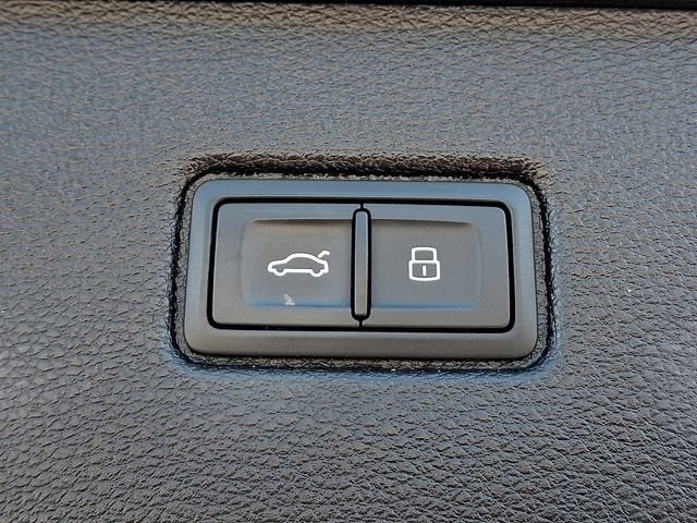 2022 Audi Q7 Premium Plus 45 TFSI quattro Tiptronic