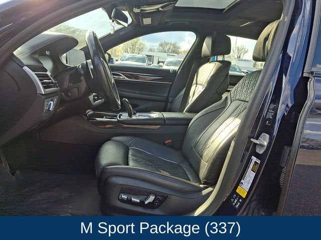 2021 BMW 750i xDrive