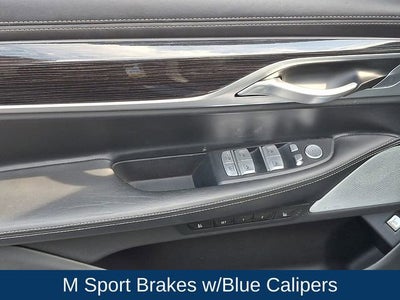2021 BMW 750i xDrive