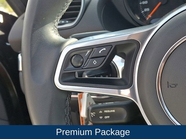 2022 Porsche 718 Boxster S