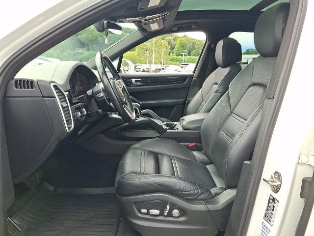 2019 Porsche Cayenne BASE 4 DOOR SUV 3.0L V6