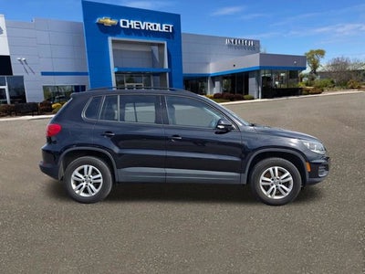 2016 Volkswagen Tiguan S